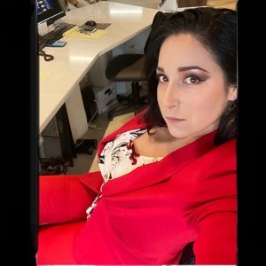 Meet your Posher, Sabrina